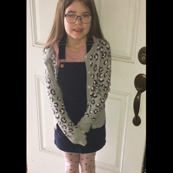 Meet your Posher, Jolene 💎 - Picture 2 of 9